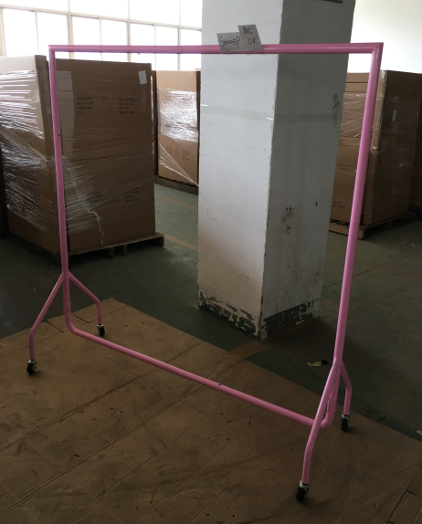 5ft pink clothes rail with extension